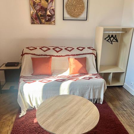 Charmant Studio A Poitiers Bagian luar foto