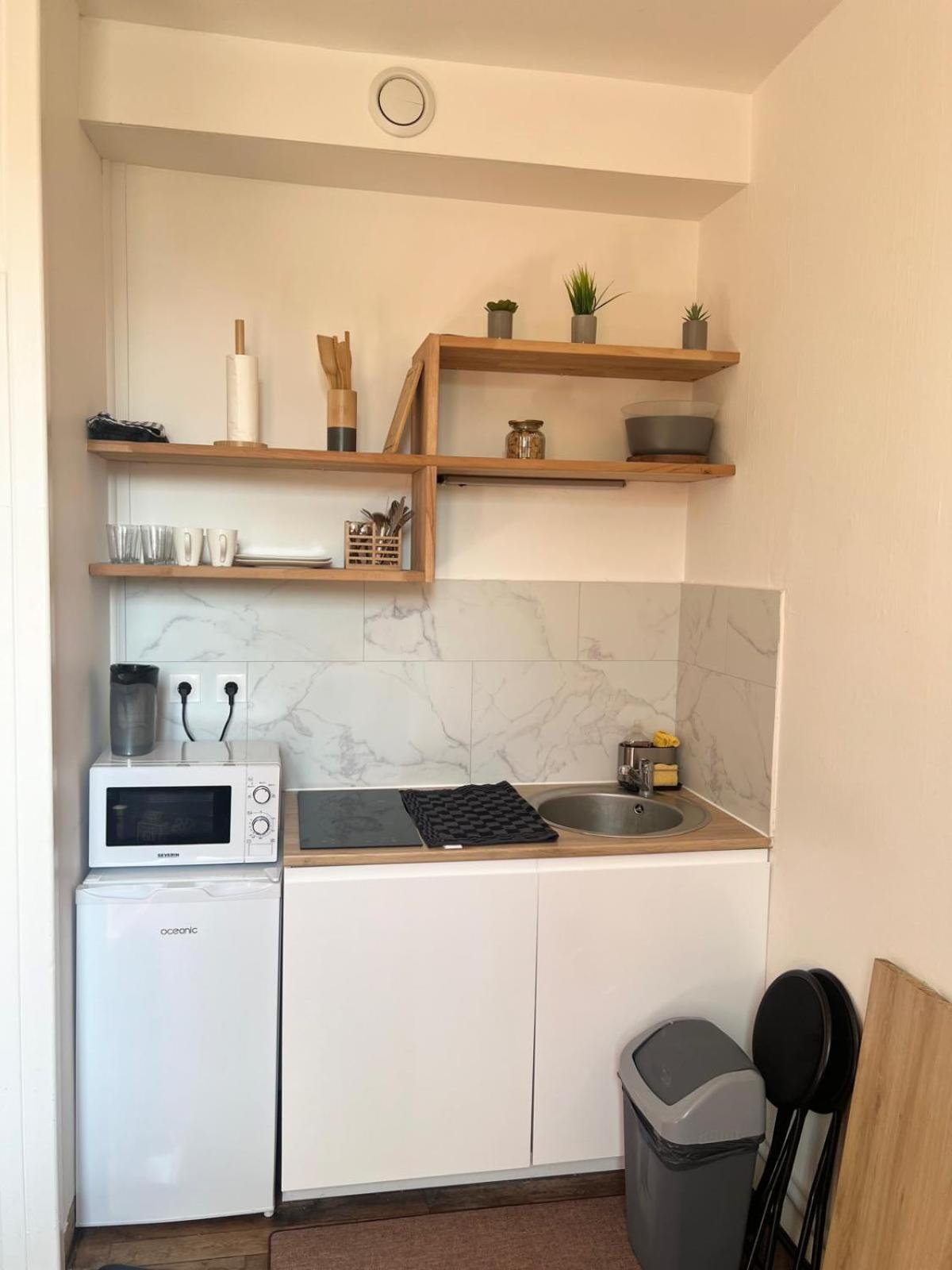 Charmant Studio A Poitiers Bagian luar foto